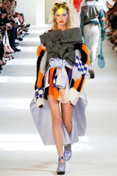 Look 20